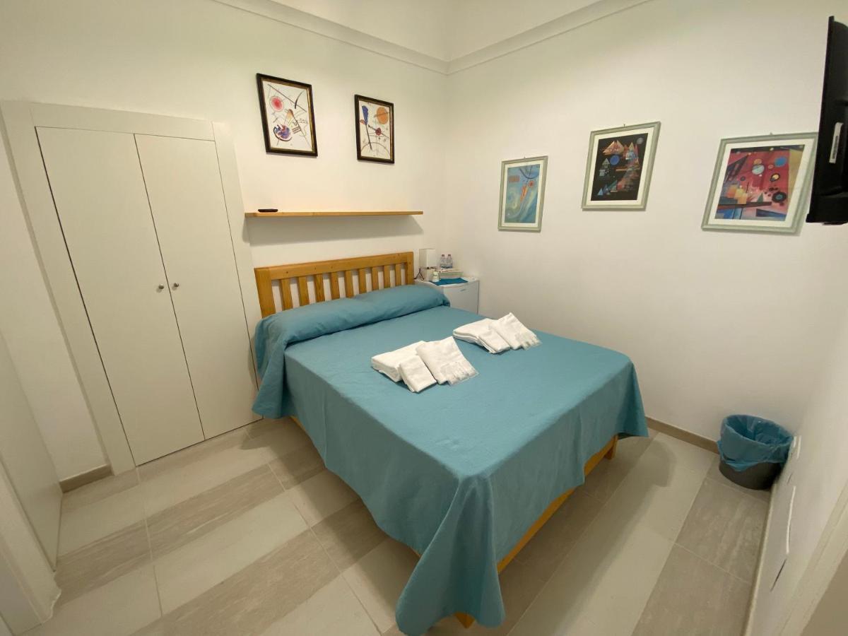 Touristhouse Monopoli 10住宿加早餐旅馆 外观 照片