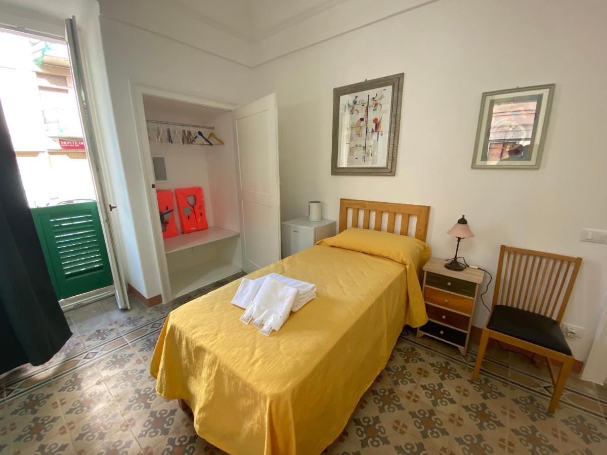 Touristhouse Monopoli 10住宿加早餐旅馆 外观 照片